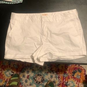 Khakis by gap the 3” short size 14 white